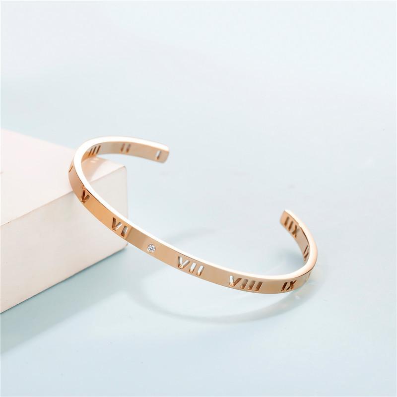 Non-fading Roman Numerals Bracelet