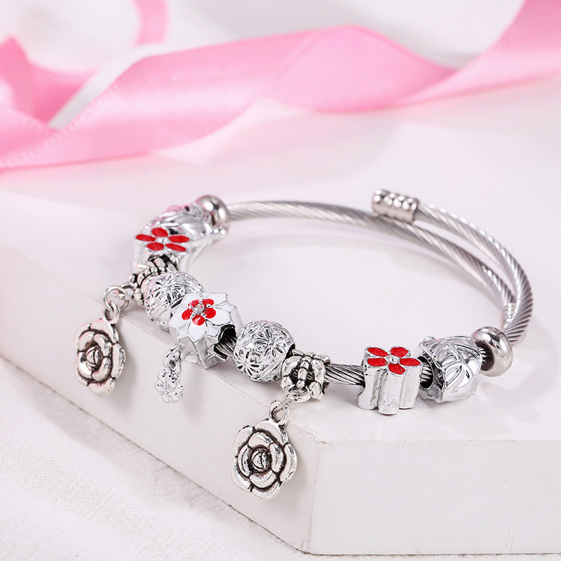 Non-fading flower bracelet