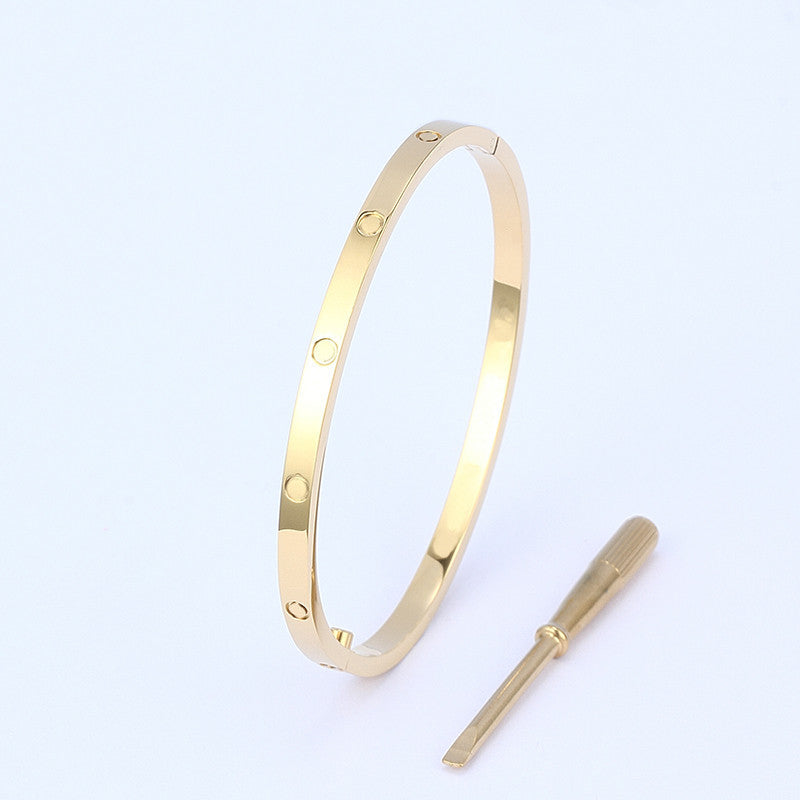 Simple Style Inlaid Zirconia Bangle