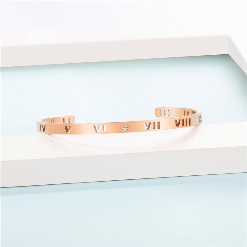 Non-fading Roman Numerals Bracelet