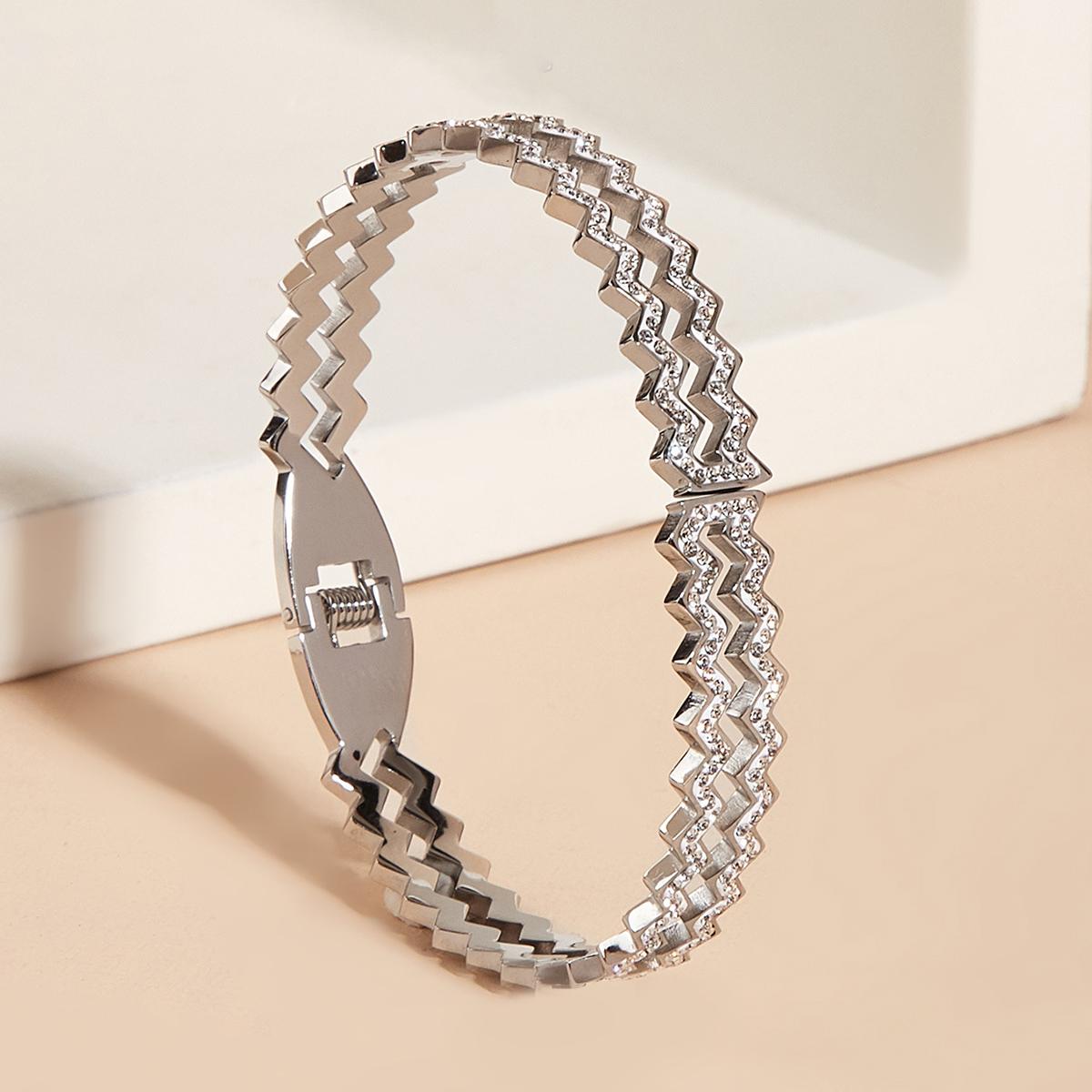 Non-fading Openwork Wave Spring Bracelet