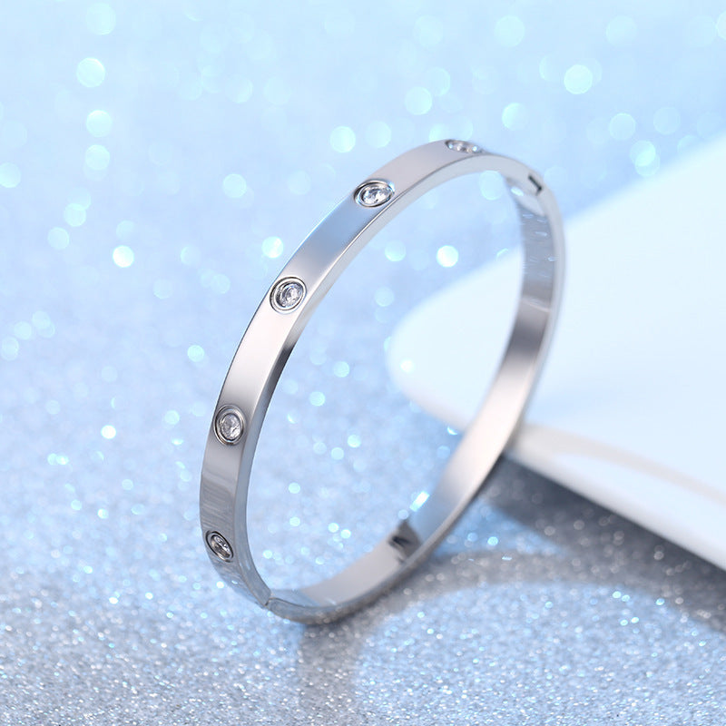 Simple Style Inlaid Zirconia Bangle