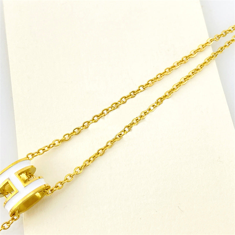 Non-fading Letter Buckle H Bracelet