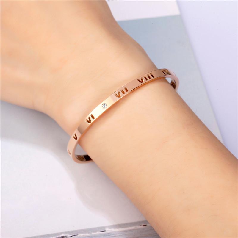 Non-fading Roman Numerals Bracelet