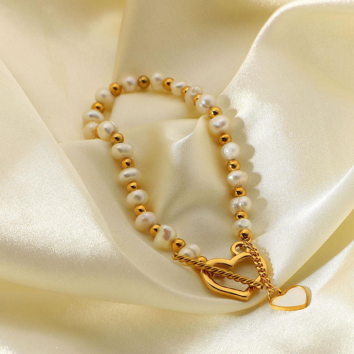 Non-fading Freshwater Pearl Heart Pendant OT Buckle Bracelet